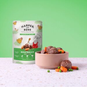 HARPER & BONE Dog Flavours Of The Farm, kapsička 300 g